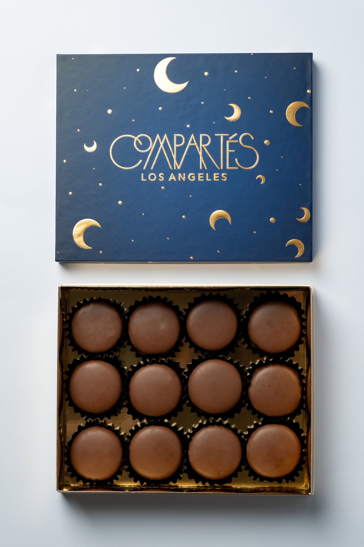 Chocolate Covered Oreos -  Eid Al Adha Collection - Classic Luxury Gift box milk (Midnight Blue)